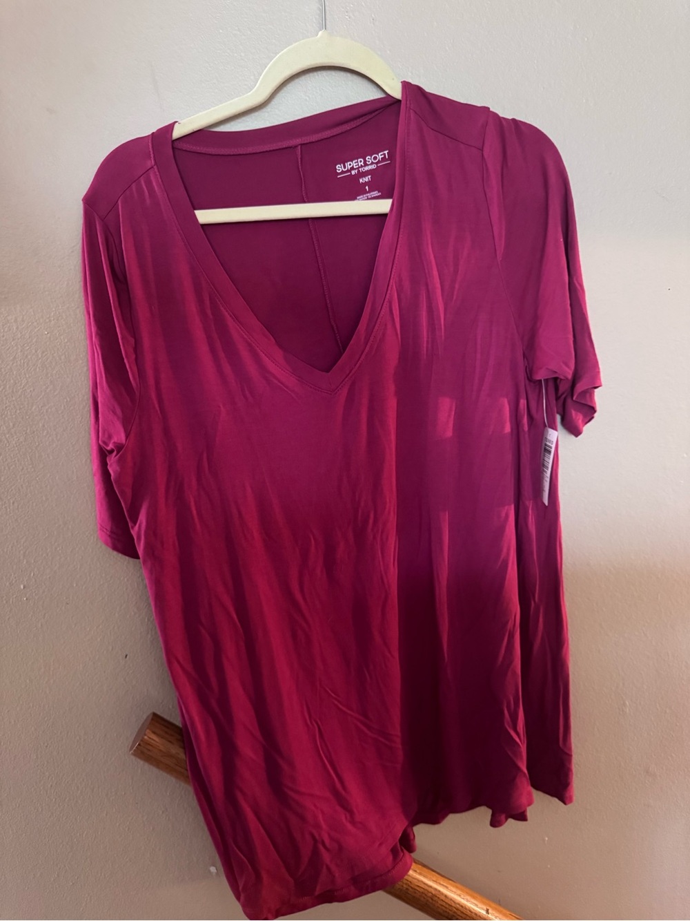 torrid Berry V-Neck Short Sleeve Tee